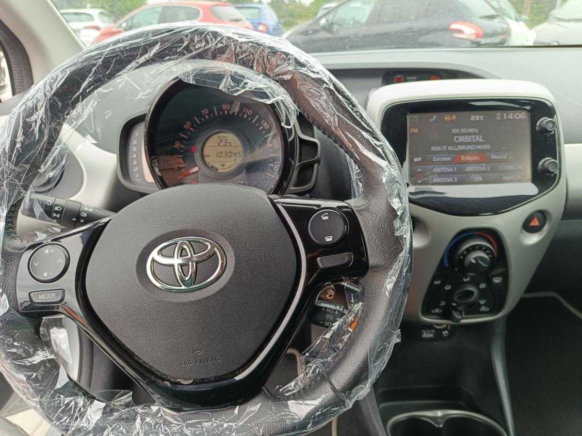 toyota-aygo-2016-gasolina-998cc