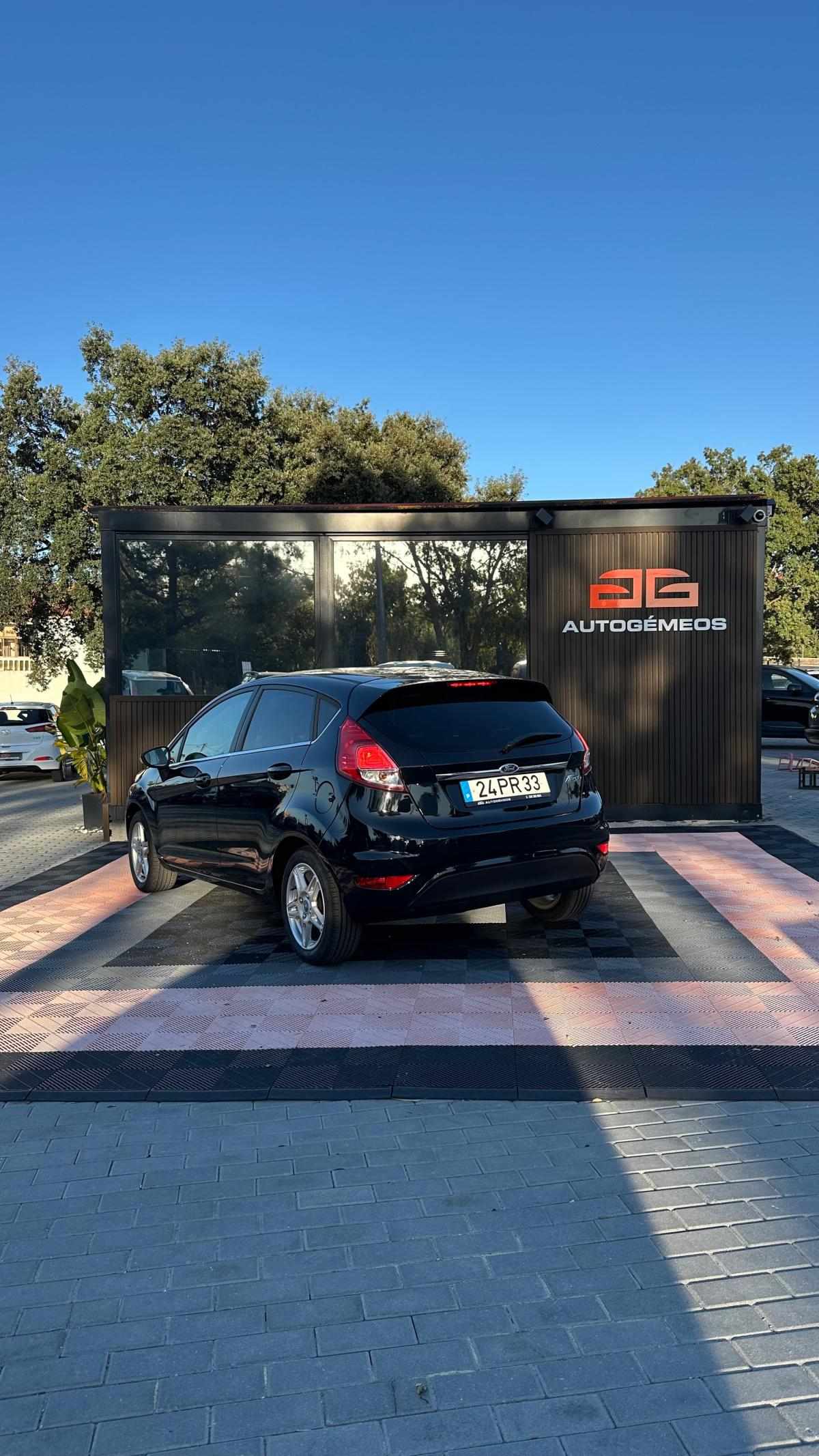 ford-fiesta-2015-gasolina-998cc
