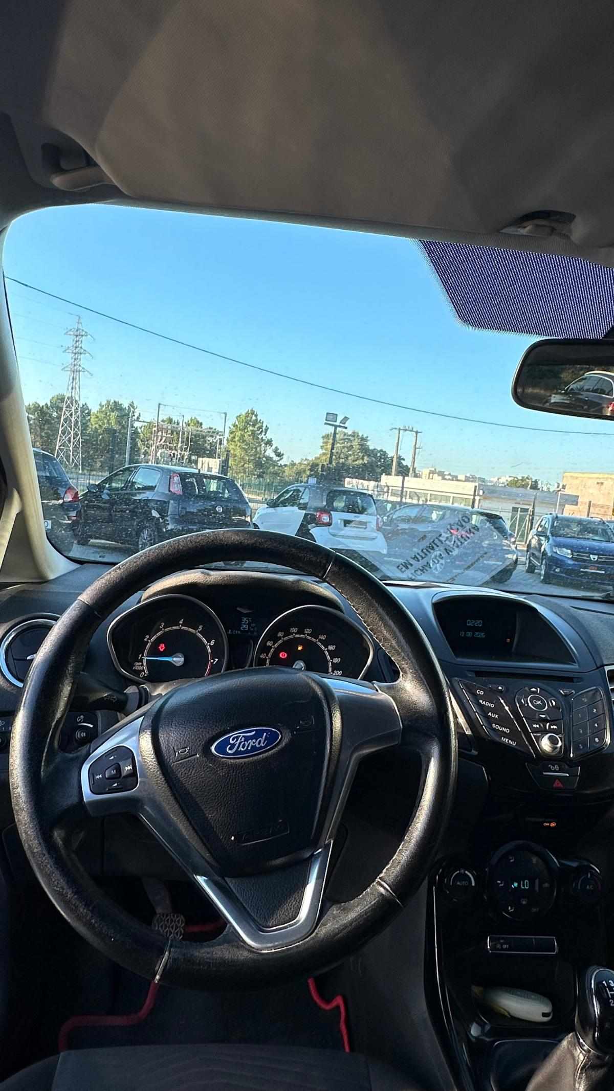 ford-fiesta-2015-gasolina-998cc