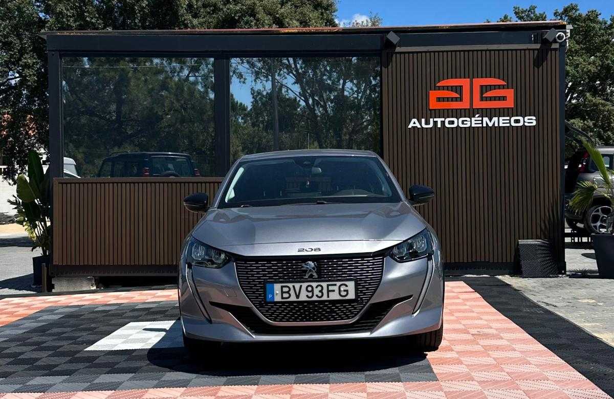 peugeot-2008-2025-eletrico-0cc