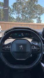 peugeot-2008-2025-eletrico-0cc