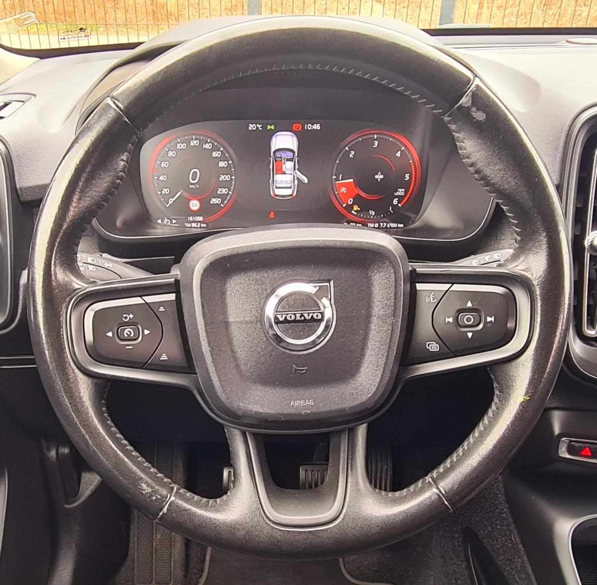 volvo-xc40-2018-diesel-1969cc
