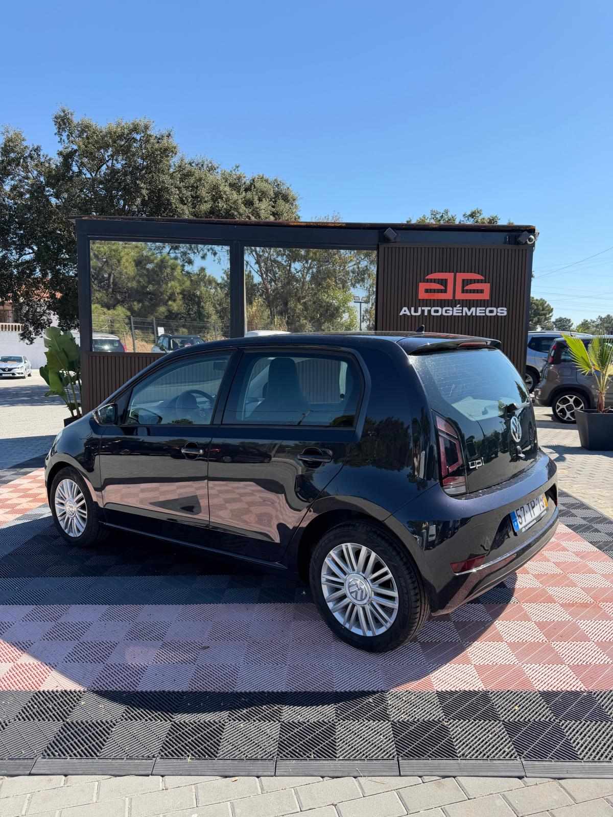 volkswagen-up-2017-gasolina-999cc