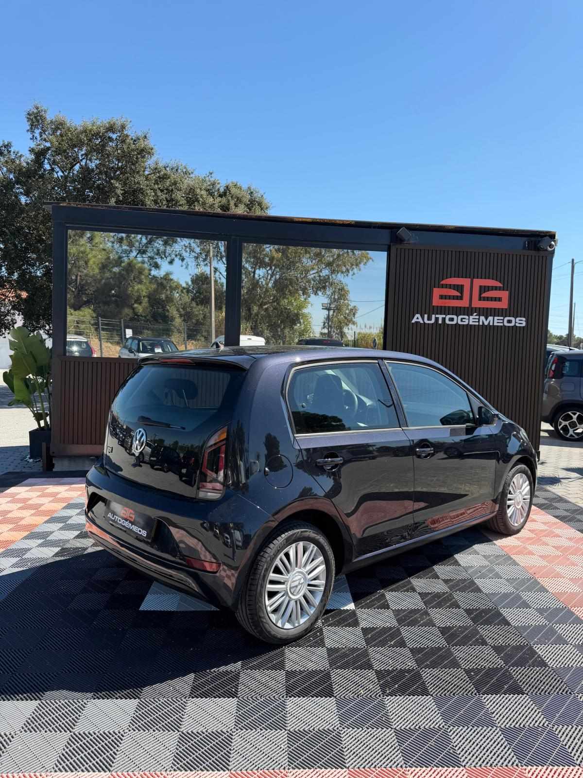 volkswagen-up-2017-gasolina-999cc