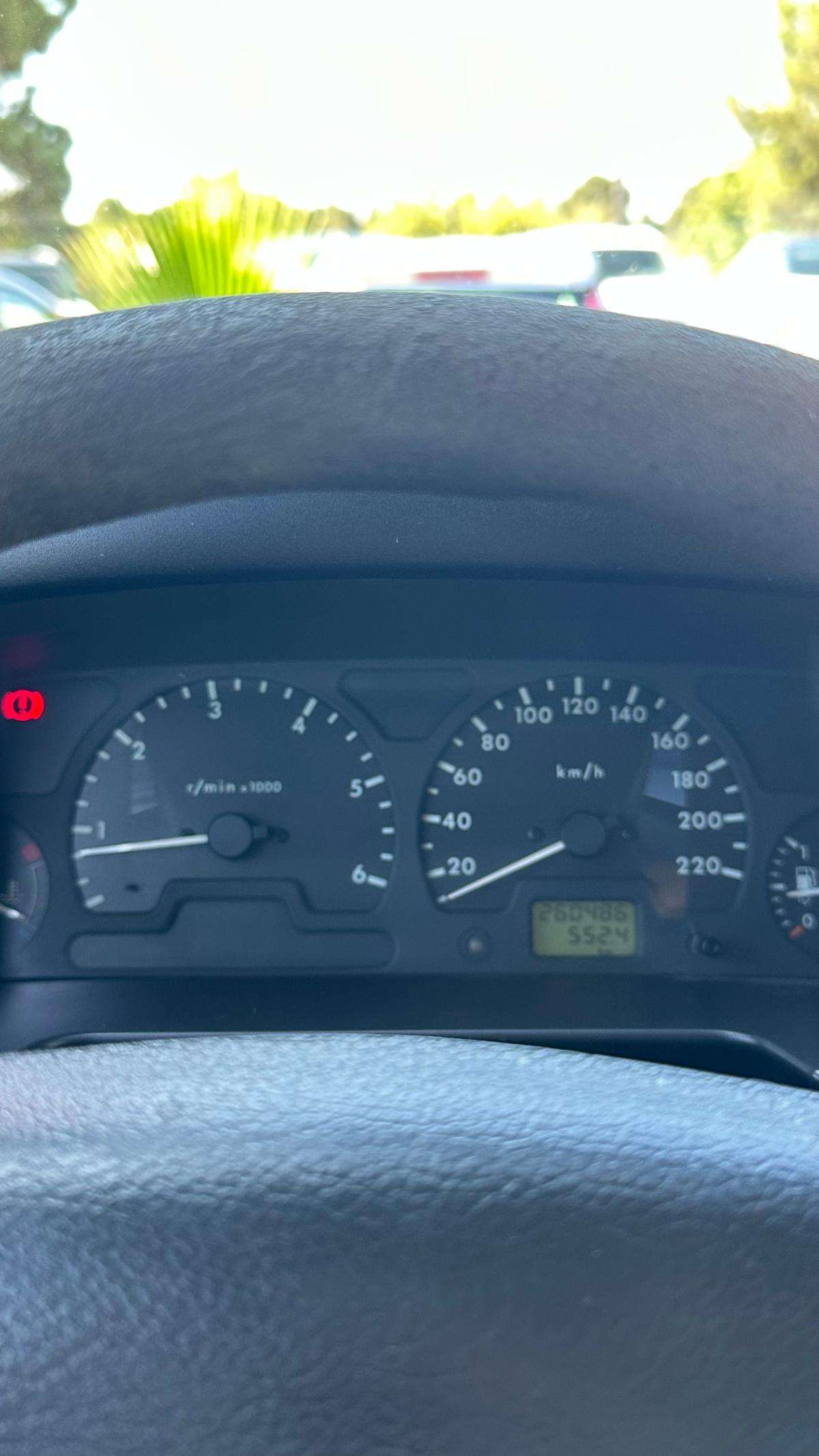 land-rover-discovery-2000-diesel-2495cc