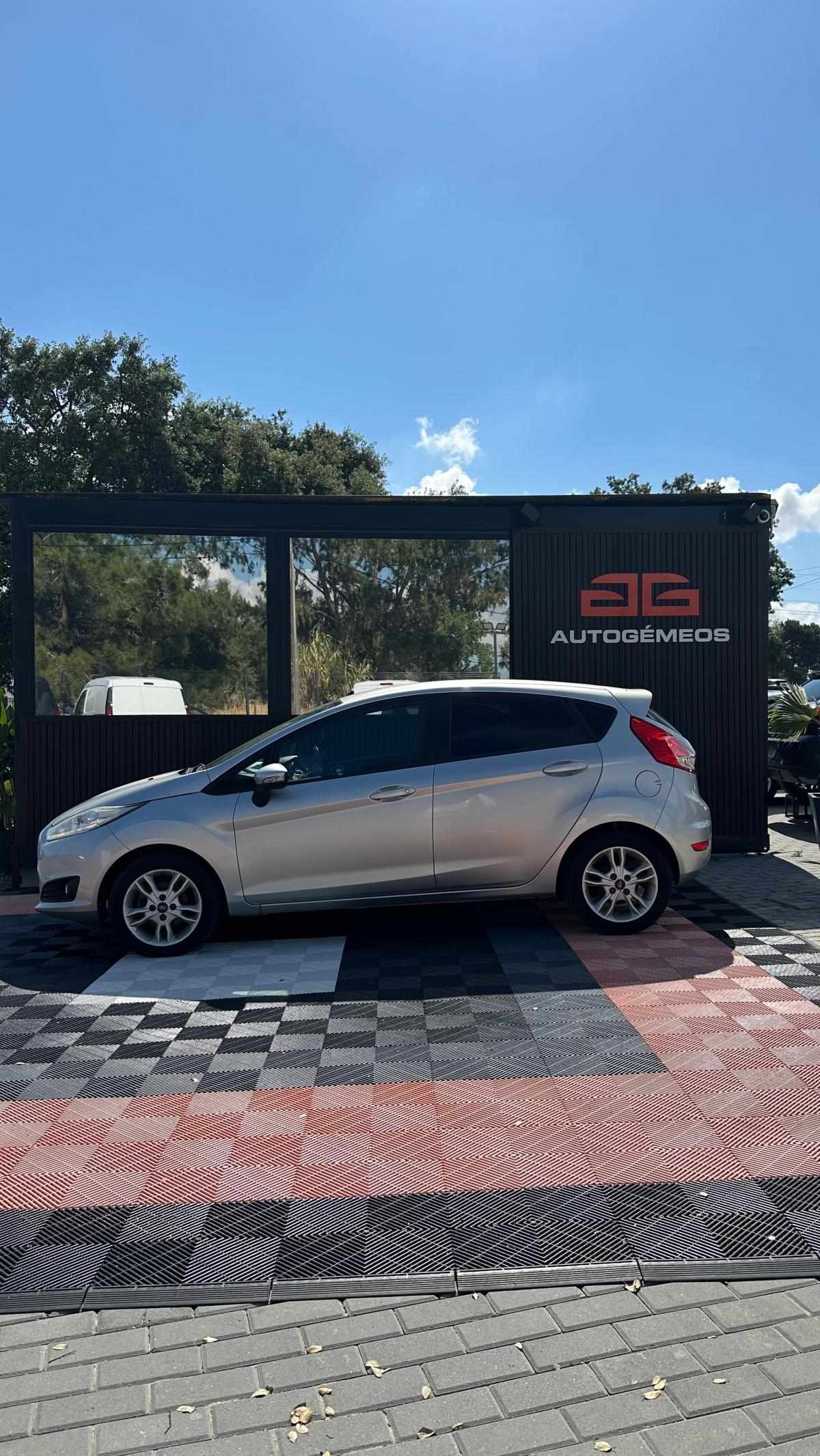 ford-fiesta-2017-gasolina-998cc