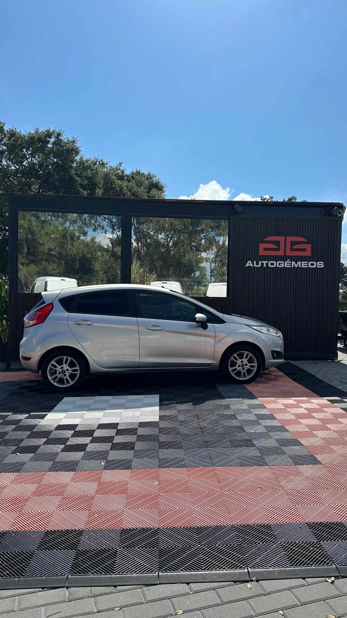 ford-fiesta-2017-gasolina-998cc