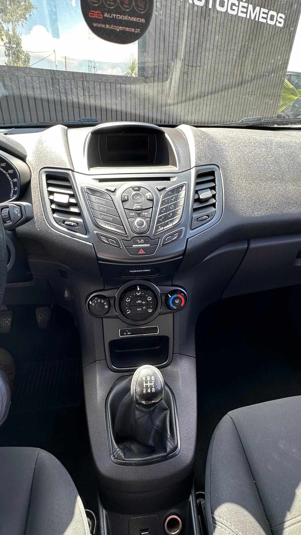 ford-fiesta-2017-gasolina-998cc