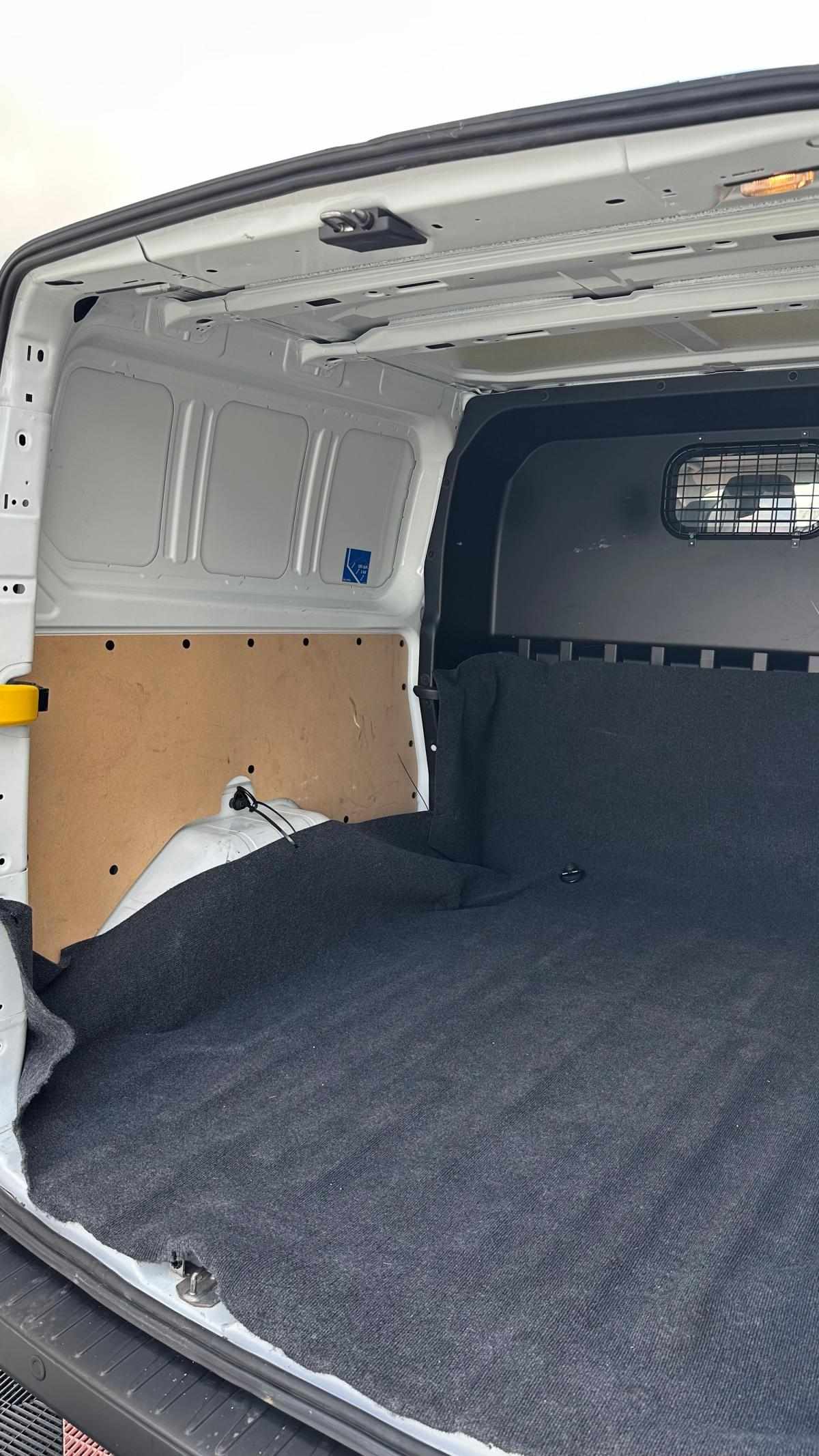 ford-transit-2022-diesel-1995cc