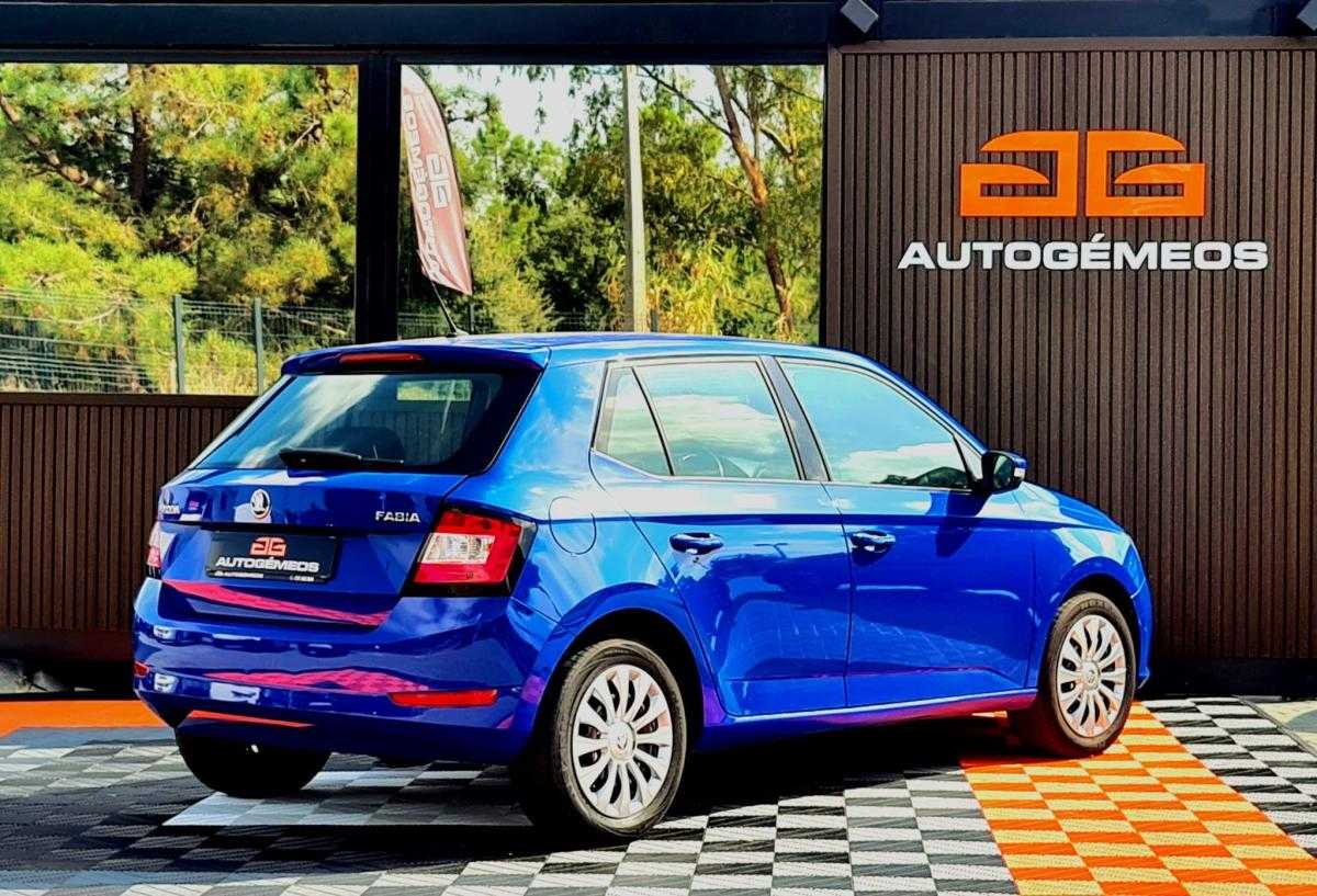 skoda-fabia-2019-gasolina-999cc