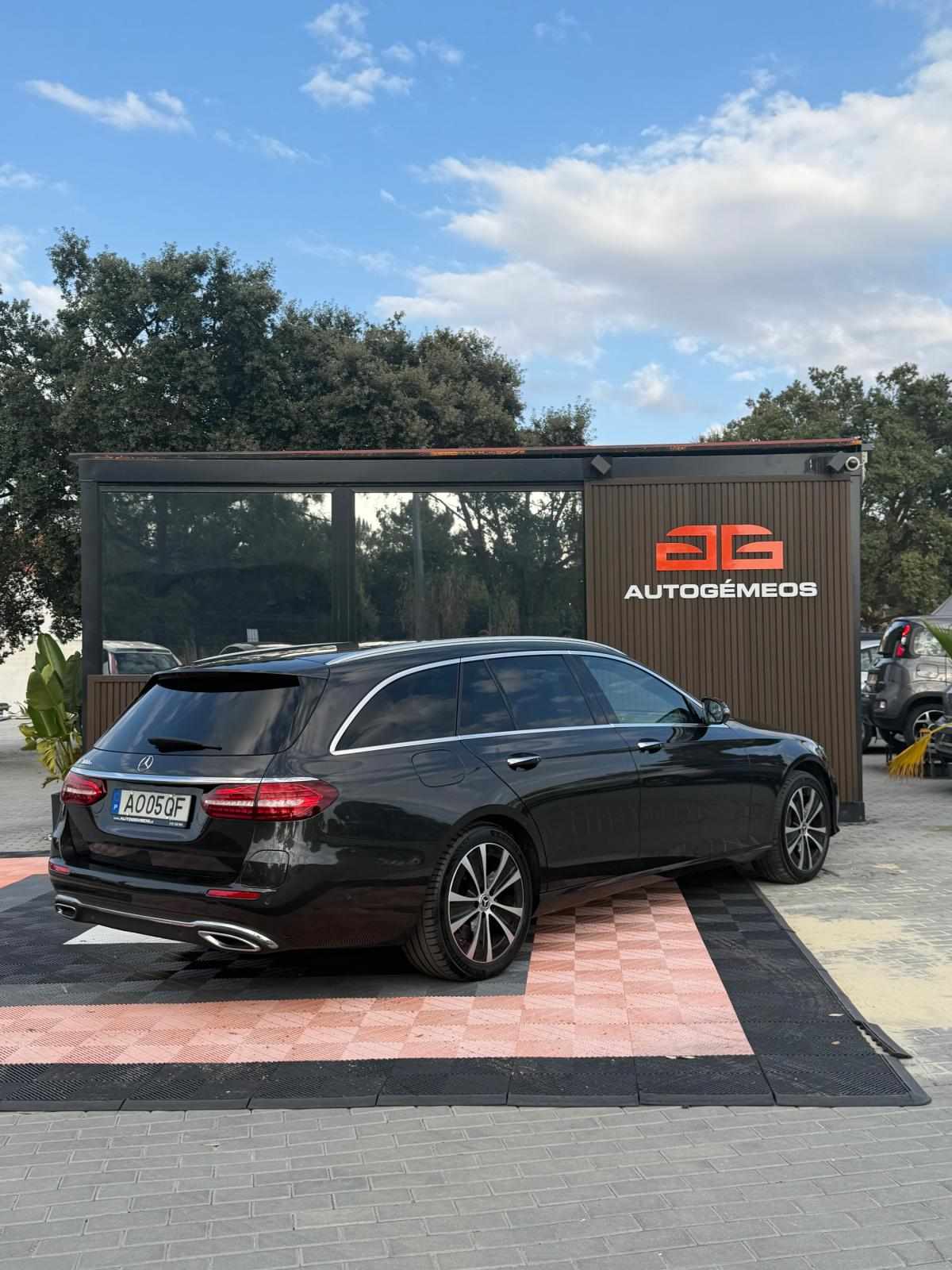 mercedes-benz-classe-e-2022-hibrido-a-gasolina-1991cc