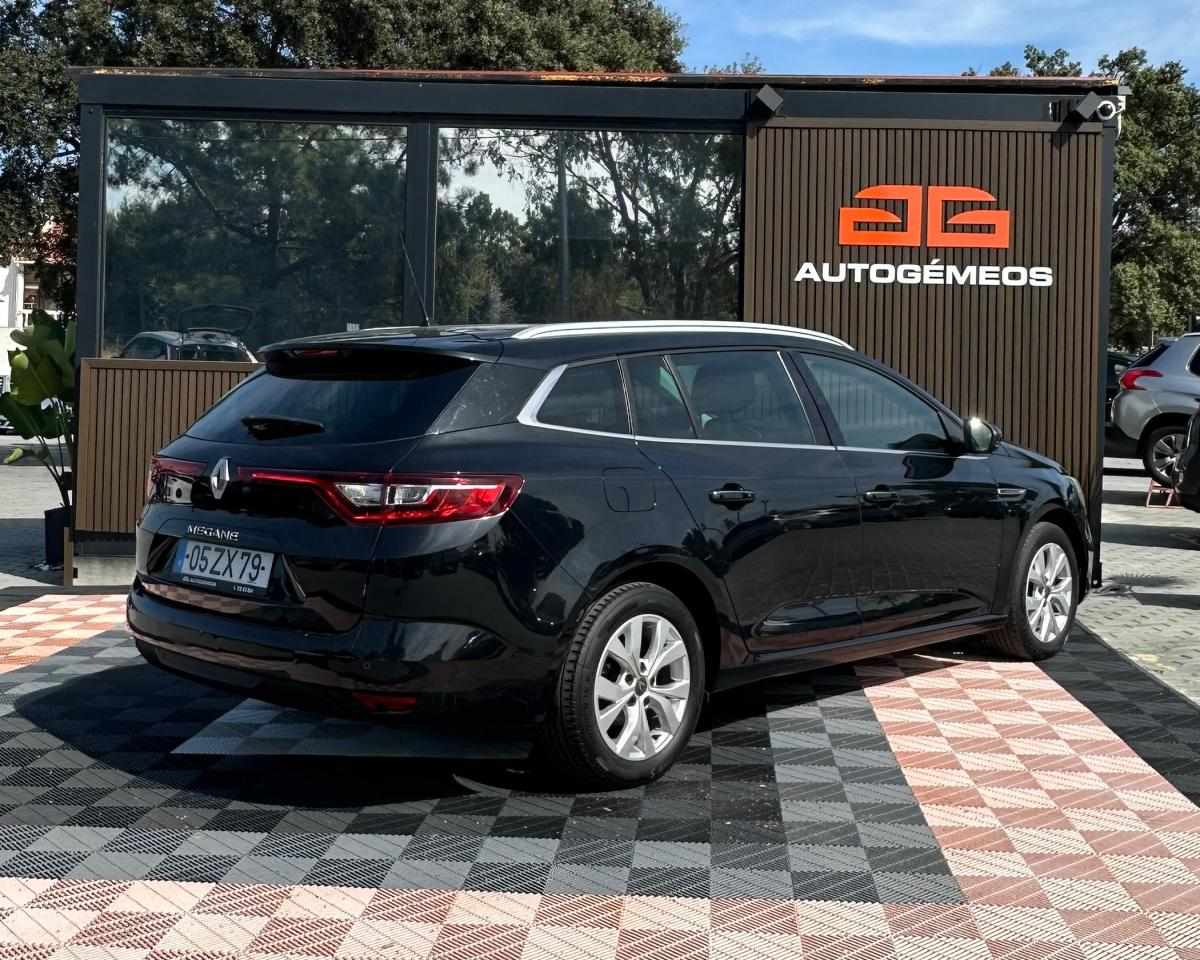 renault-megane-sport-tourer-2020-diesel-1461cc