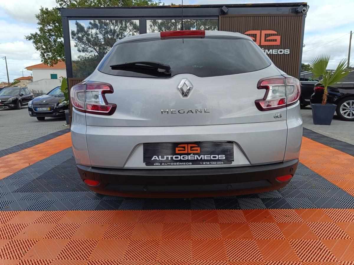 renault-megane-2015-diesel-1598cc