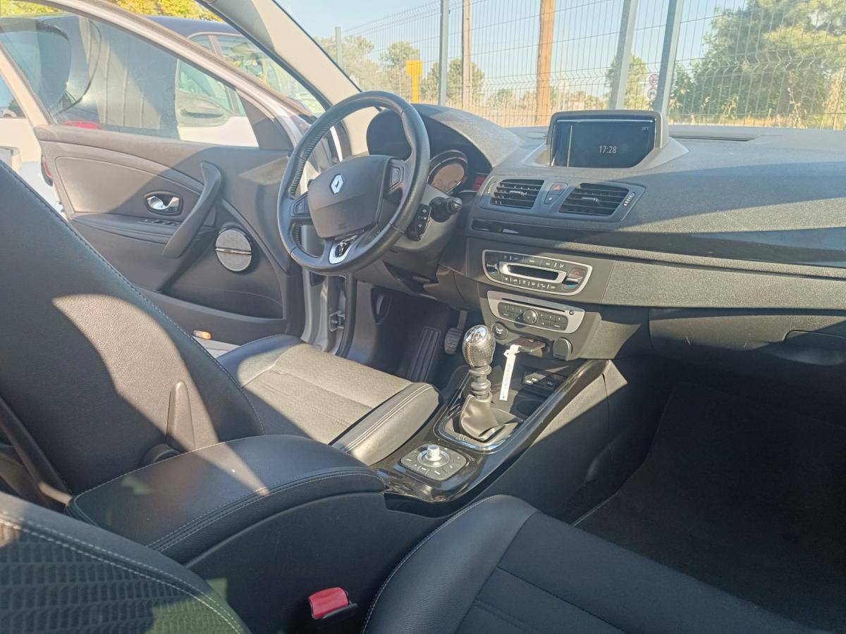 renault-megane-2015-diesel-1598cc
