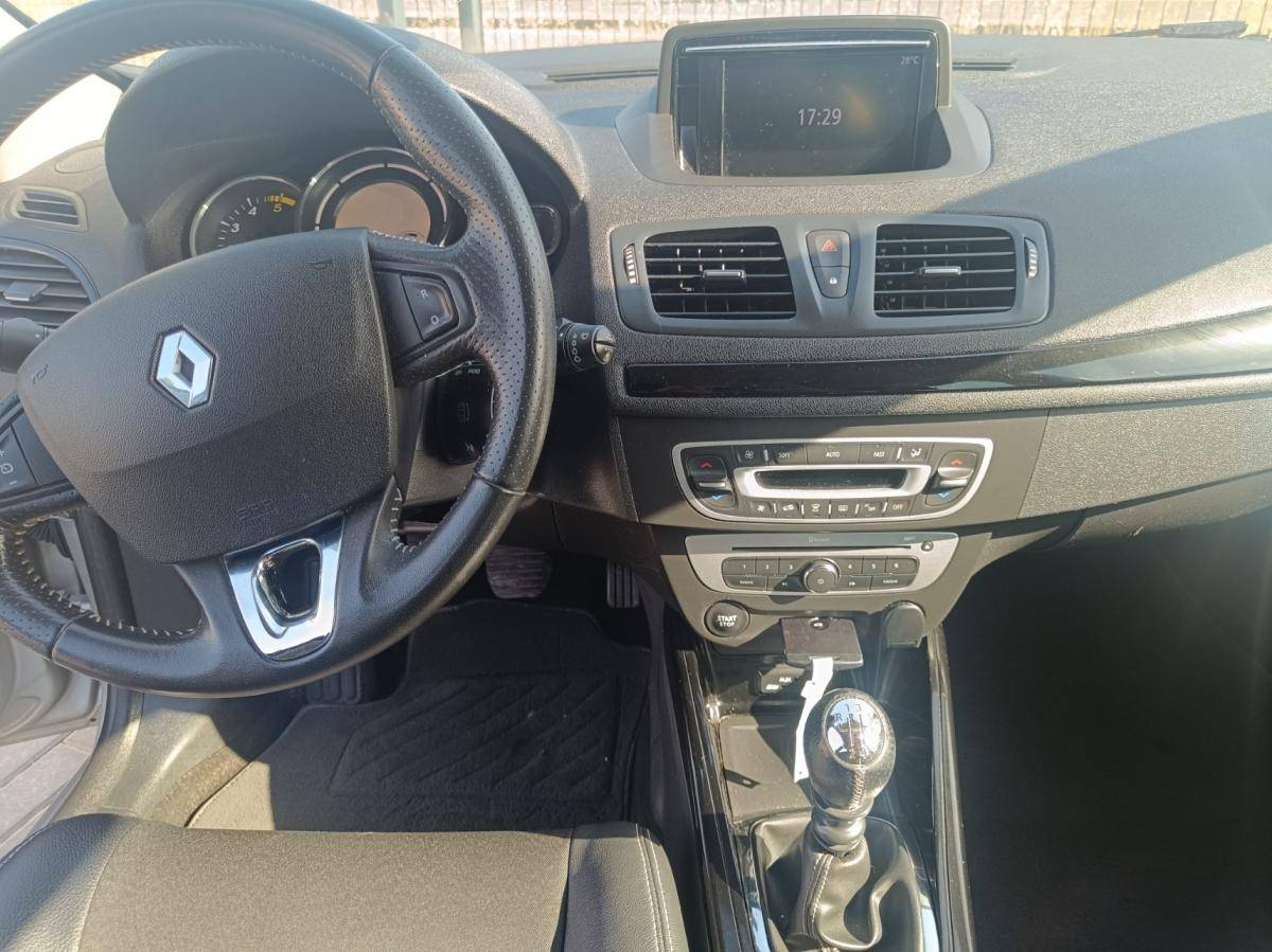 renault-megane-2015-diesel-1598cc