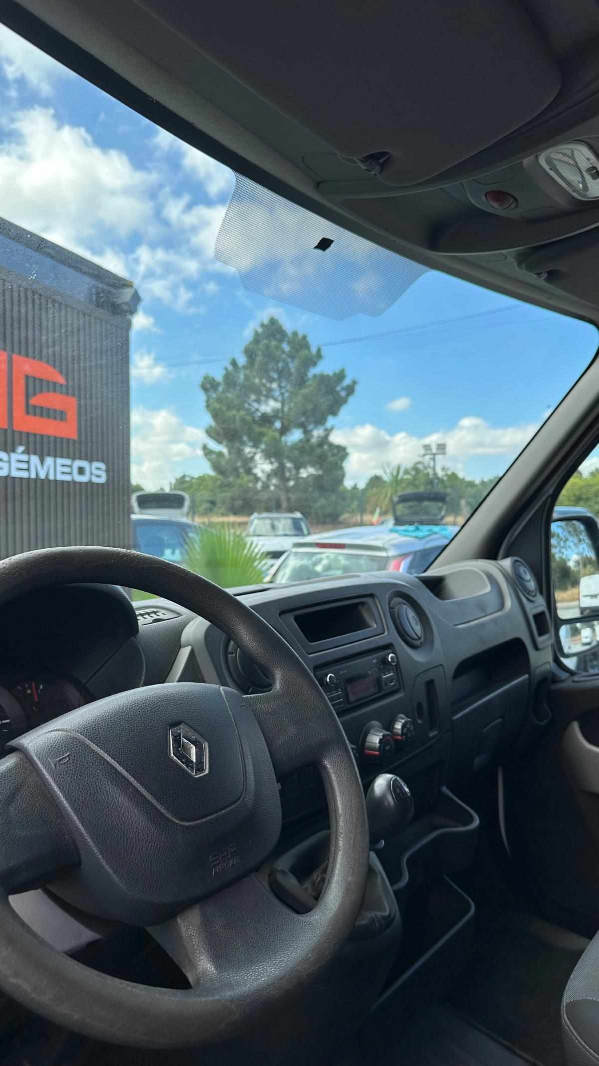 renault-master-2018-diesel-2298cc