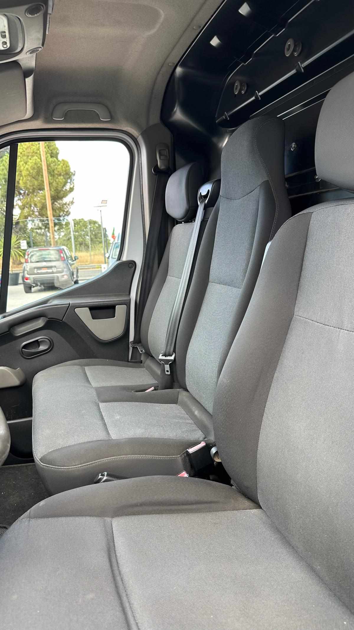 renault-master-2018-diesel-2298cc