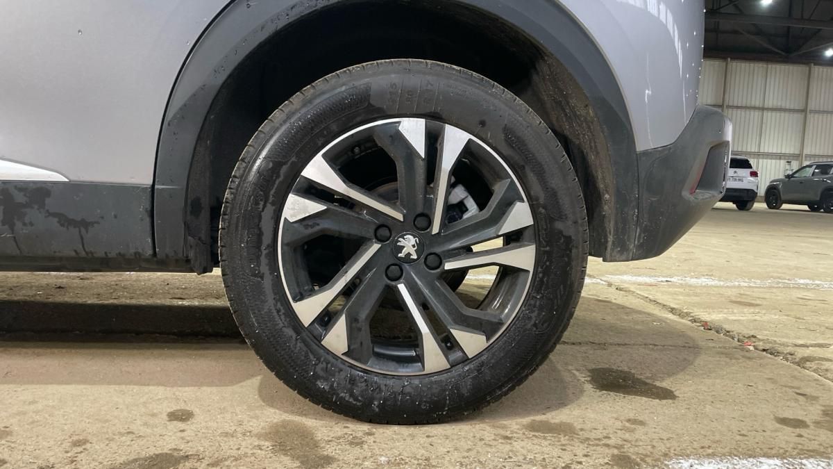 peugeot-2008-2021-diesel-1499cc
