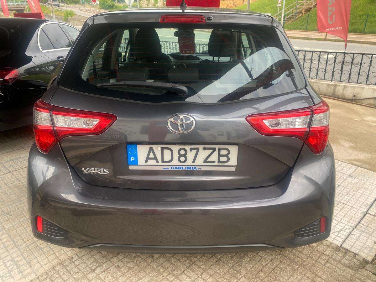 toyota-yaris-2020-gasolina-998cc