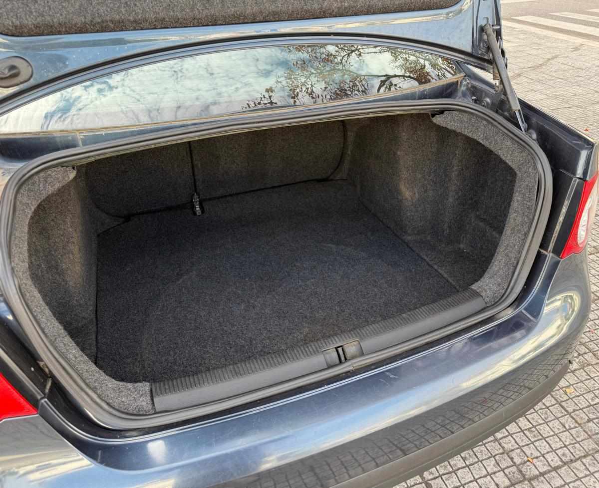 volkswagen-jetta-1-9-tdi-2007-diesel-1896cc