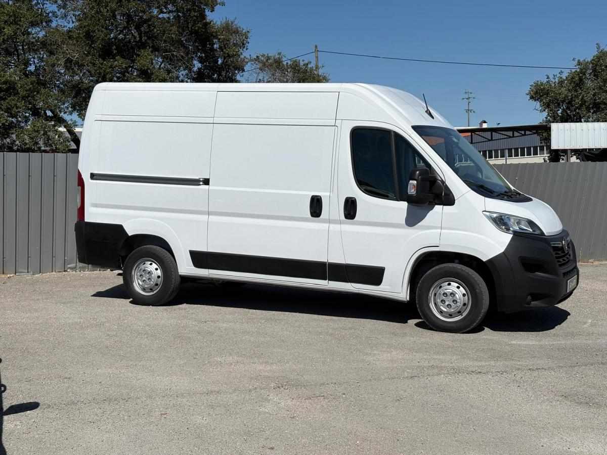 opel-movano-2-2-140cv-2023-diesel-2179cc