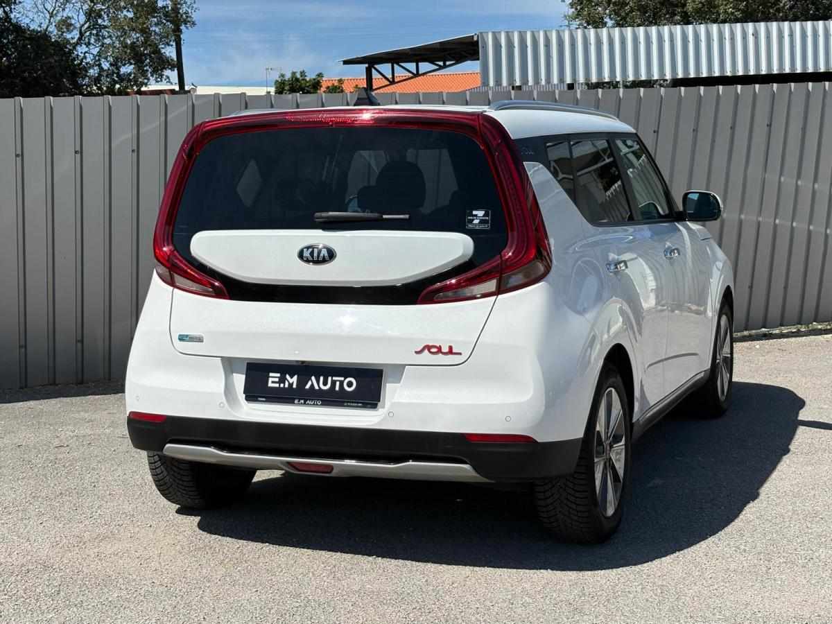 kia-soul-64-kwh-2022-eletrico