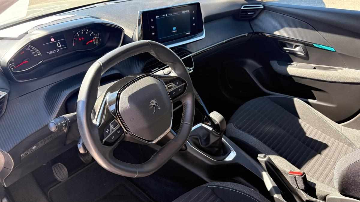 peugeot-208-1-2-puretech-2022-gasolina-1199cc