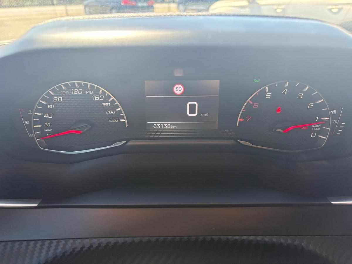 peugeot-2008-1-2-puretech-2023-gasolina-1199cc