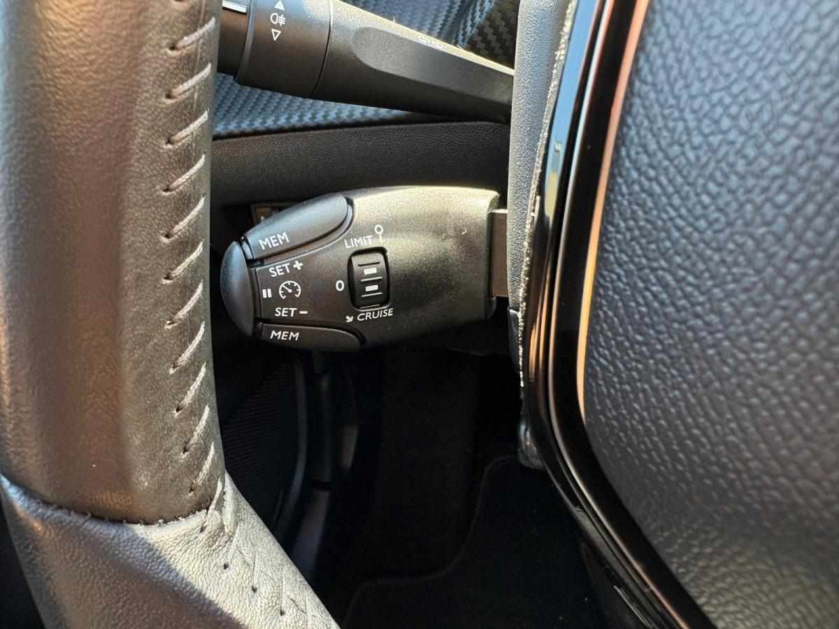 peugeot-2008-1-2-puretech-2023-gasolina-1199cc
