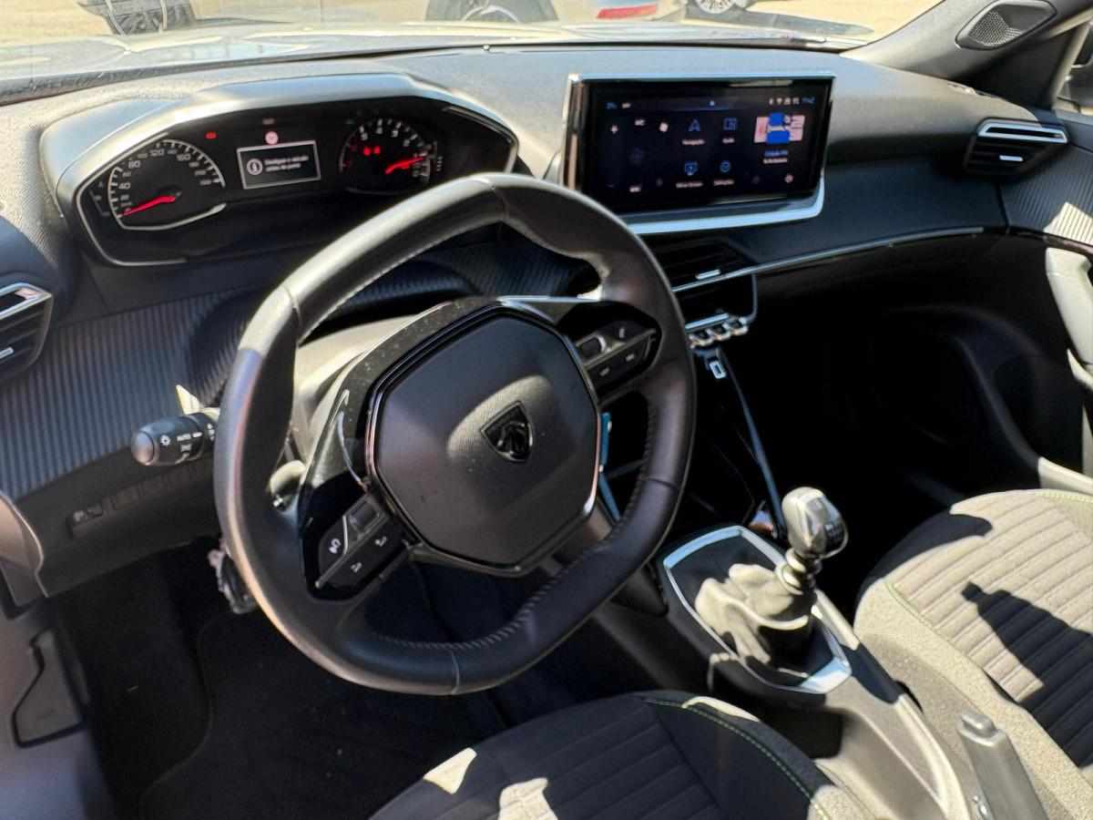 peugeot-2008-1-2-puretech-2023-gasolina-1199cc