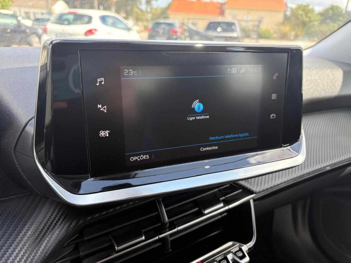 peugeot-2008-1-2-puretech-2022-gasolina-1199cc
