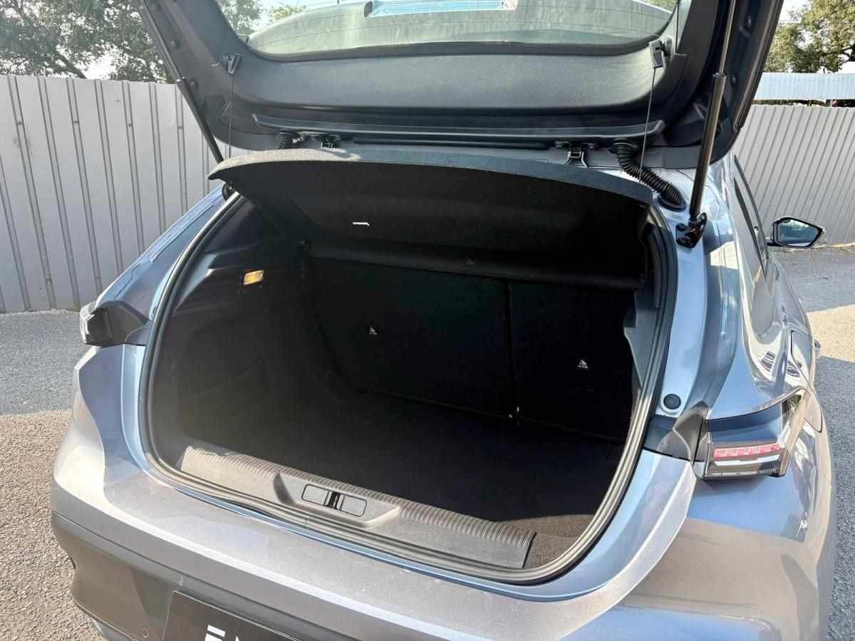peugeot-308-1-2-puretech-2023-gasolina-1199cc
