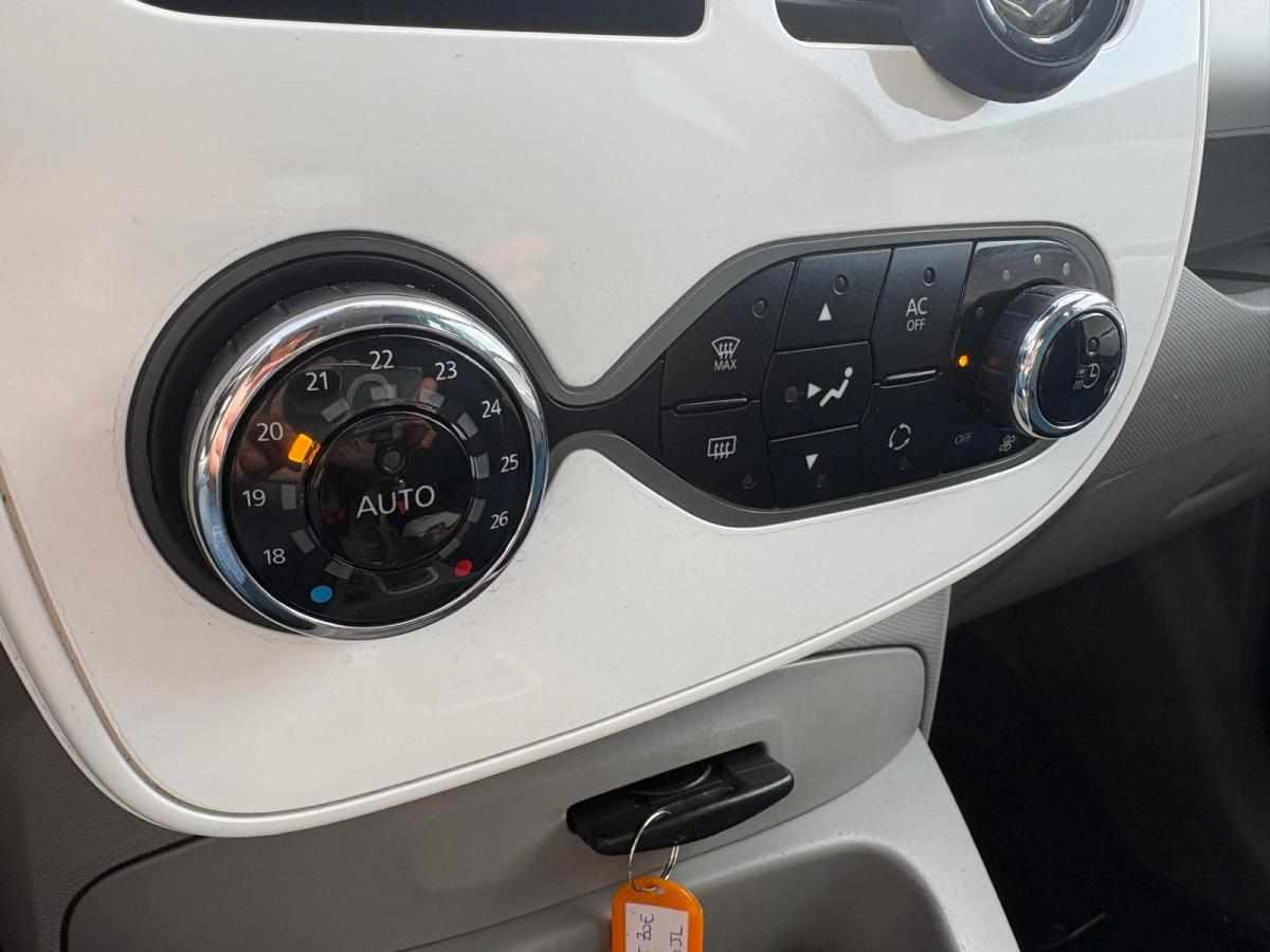 renault-zoe-r240-22-kwh-2013-eletrico