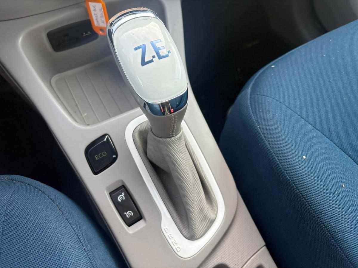 renault-zoe-r240-22-kwh-2013-eletrico