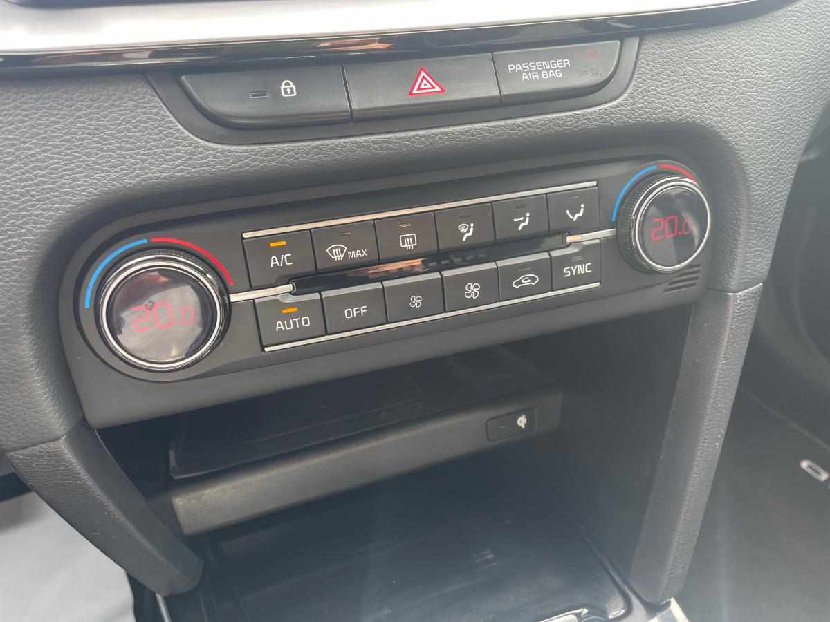 kia-ceed-sw-2023-gasolina-998cc