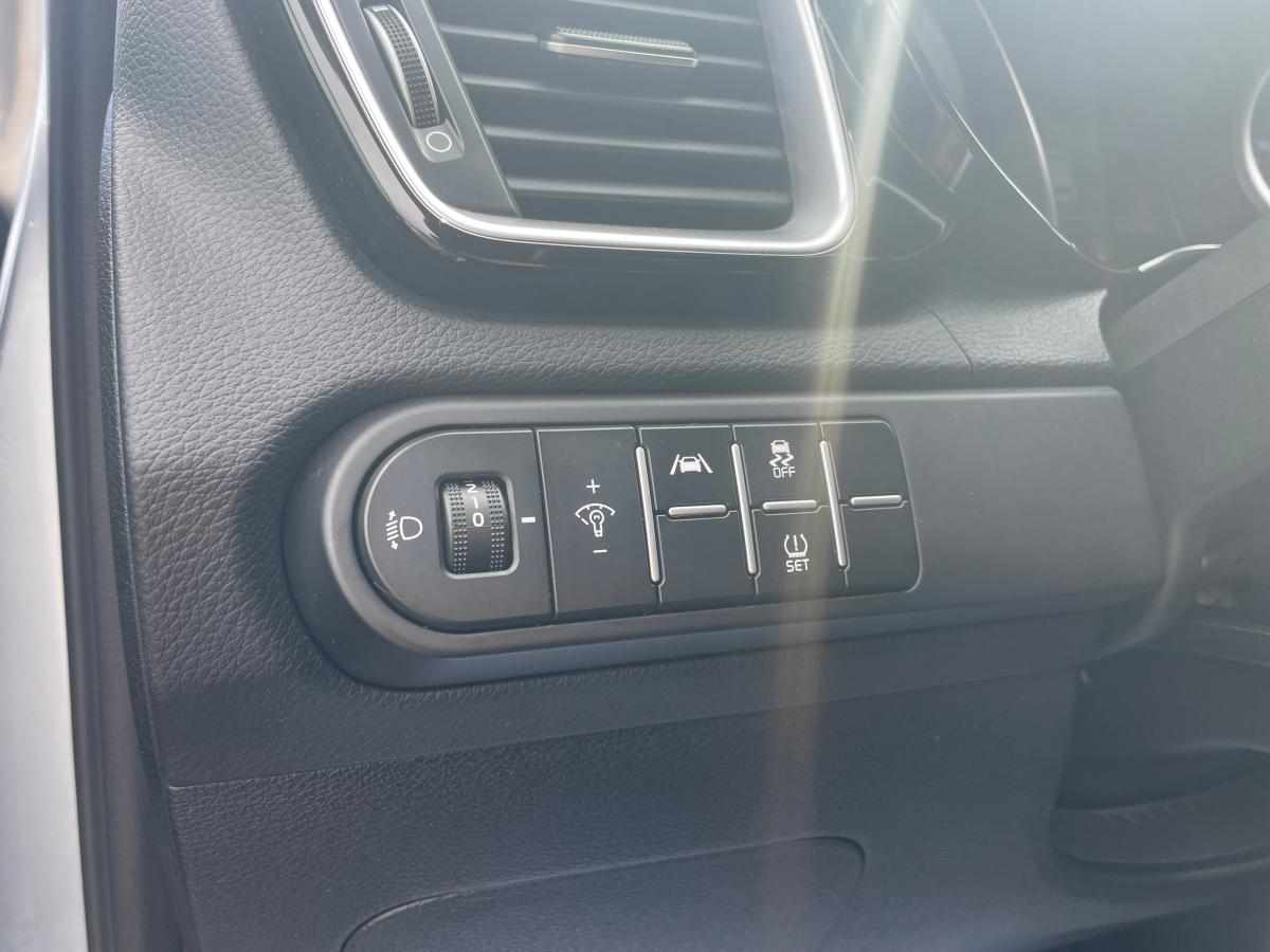 kia-ceed-sw-2023-gasolina-998cc