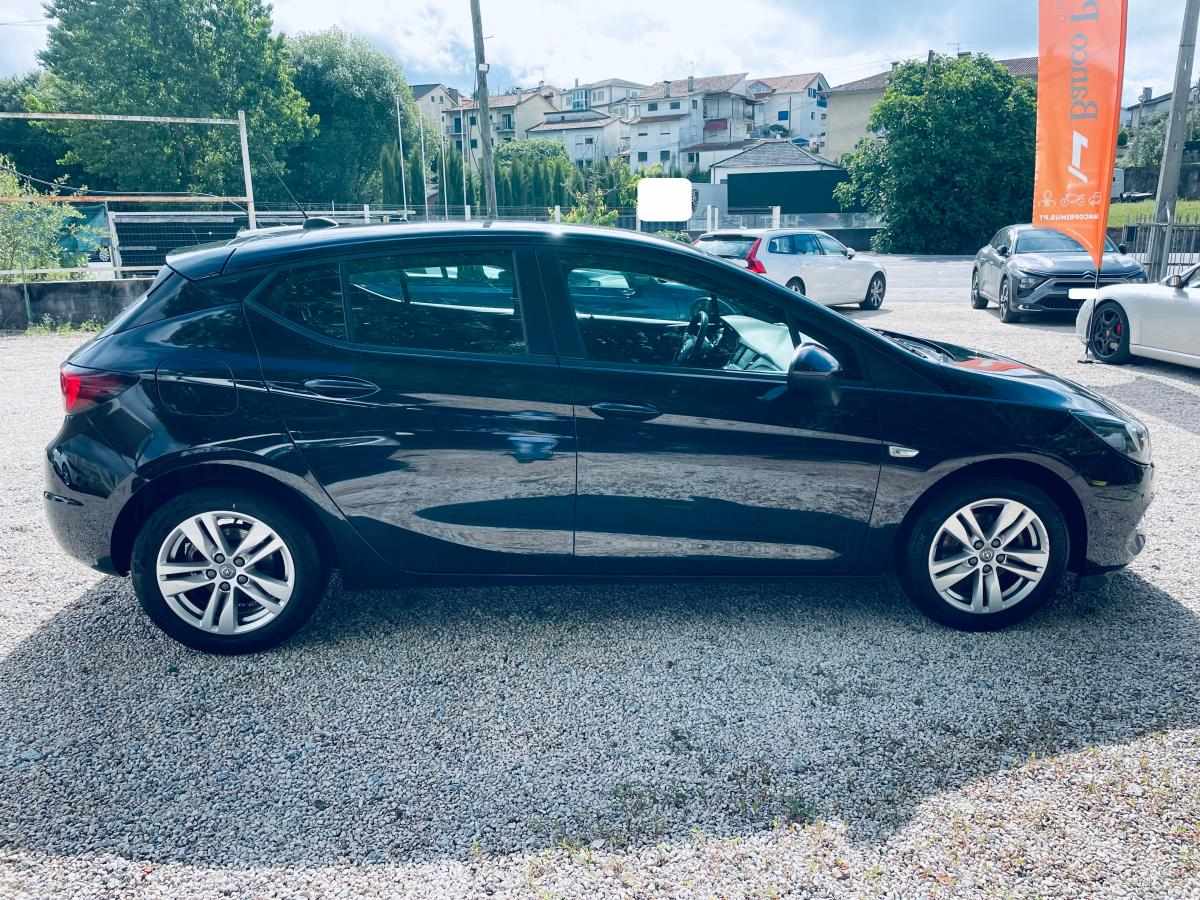 opel-astra-1-5-d-2021-diesel-1496cc