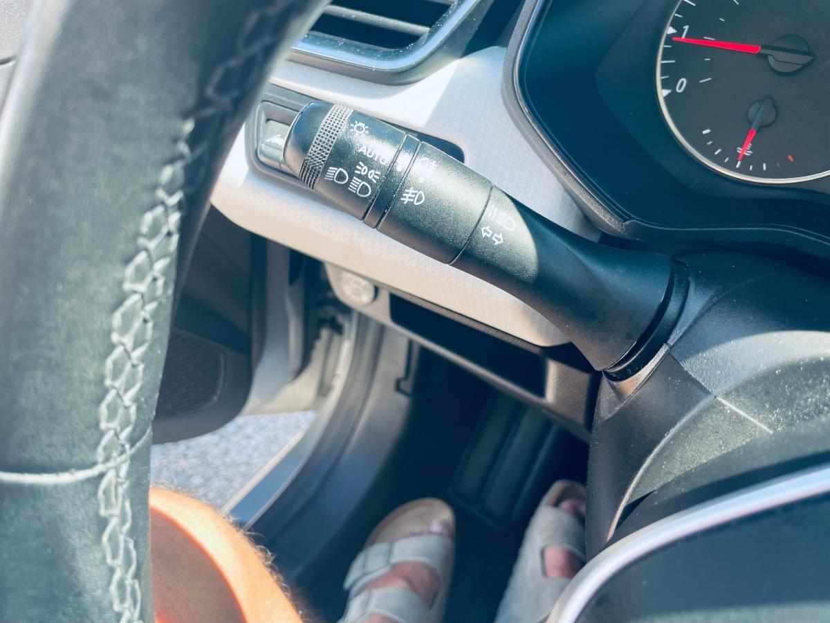 renault-clio-1-0-91cv-2022-gasolina-999cc