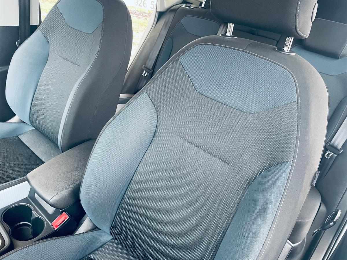 seat-ateca-1-6-tdi-ecomotive-2019-diesel-1598cc