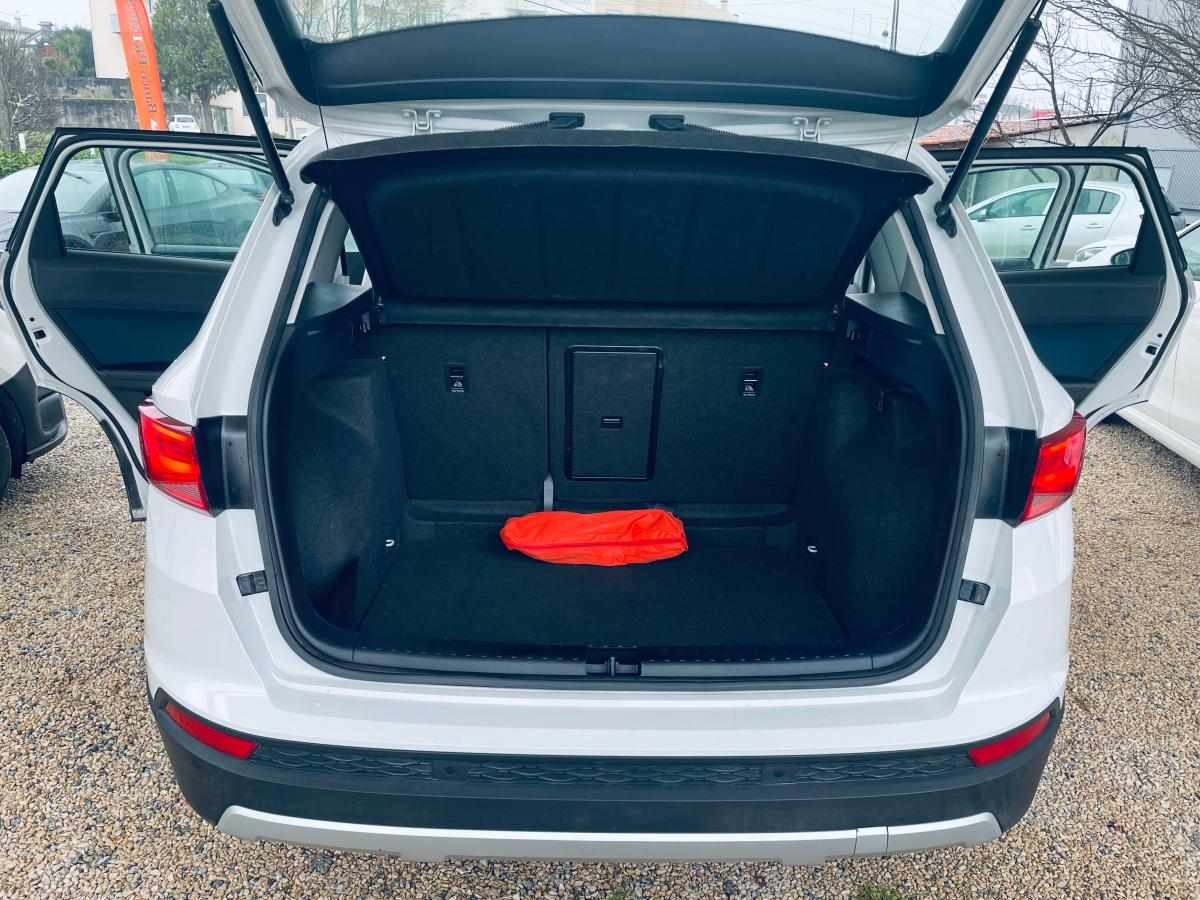 seat-ateca-1-6-tdi-ecomotive-2019-diesel-1598cc