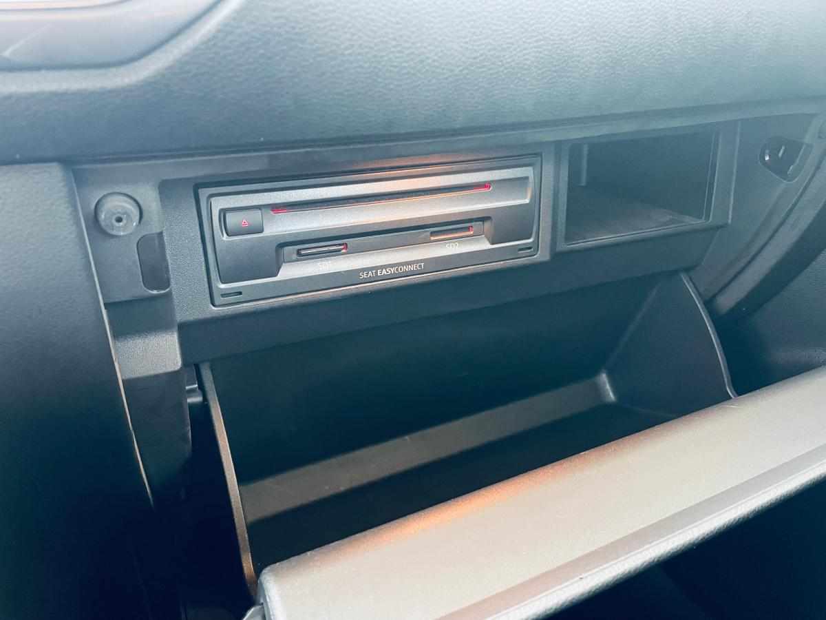 seat-ateca-1-6-tdi-ecomotive-2019-diesel-1598cc