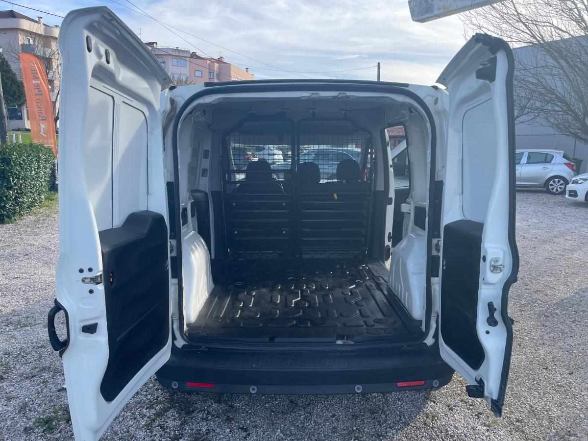 fiat-doblo-1-2-95cv-2021-diesel-1248cc