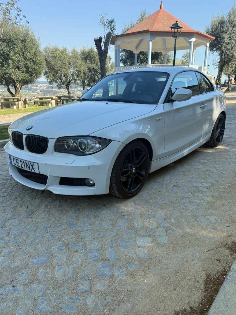 bmw-serie-1-2011-diesel-1995cc