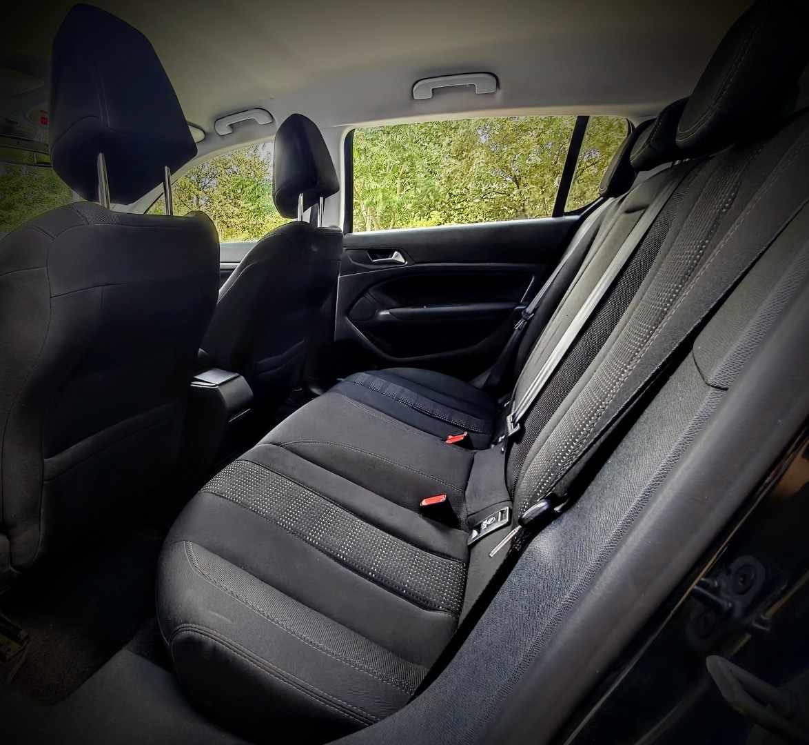 peugeot-308-2016-gasolina-1199cc