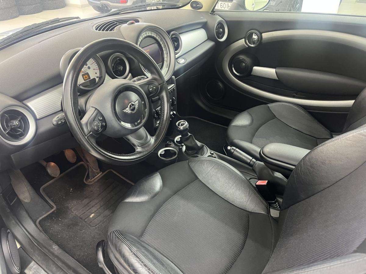 mini-cooper-2010-gasolina-1598cc