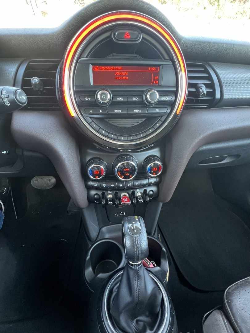 mini-cooper-2015-gasolina-1499cc