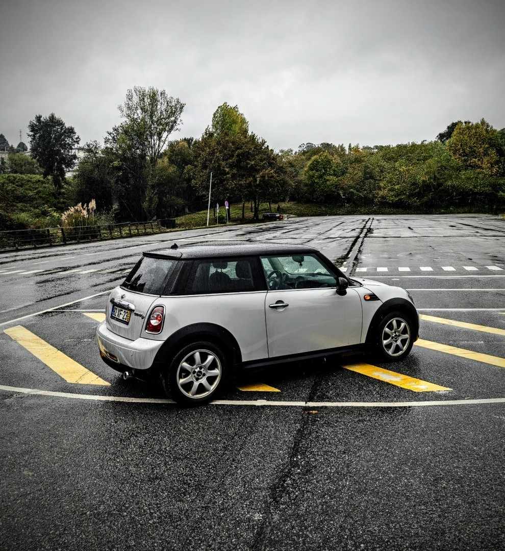 mini-cooper-2012-diesel-1598cc