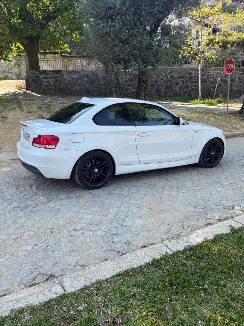 bmw-serie-1-2011-diesel-1995cc