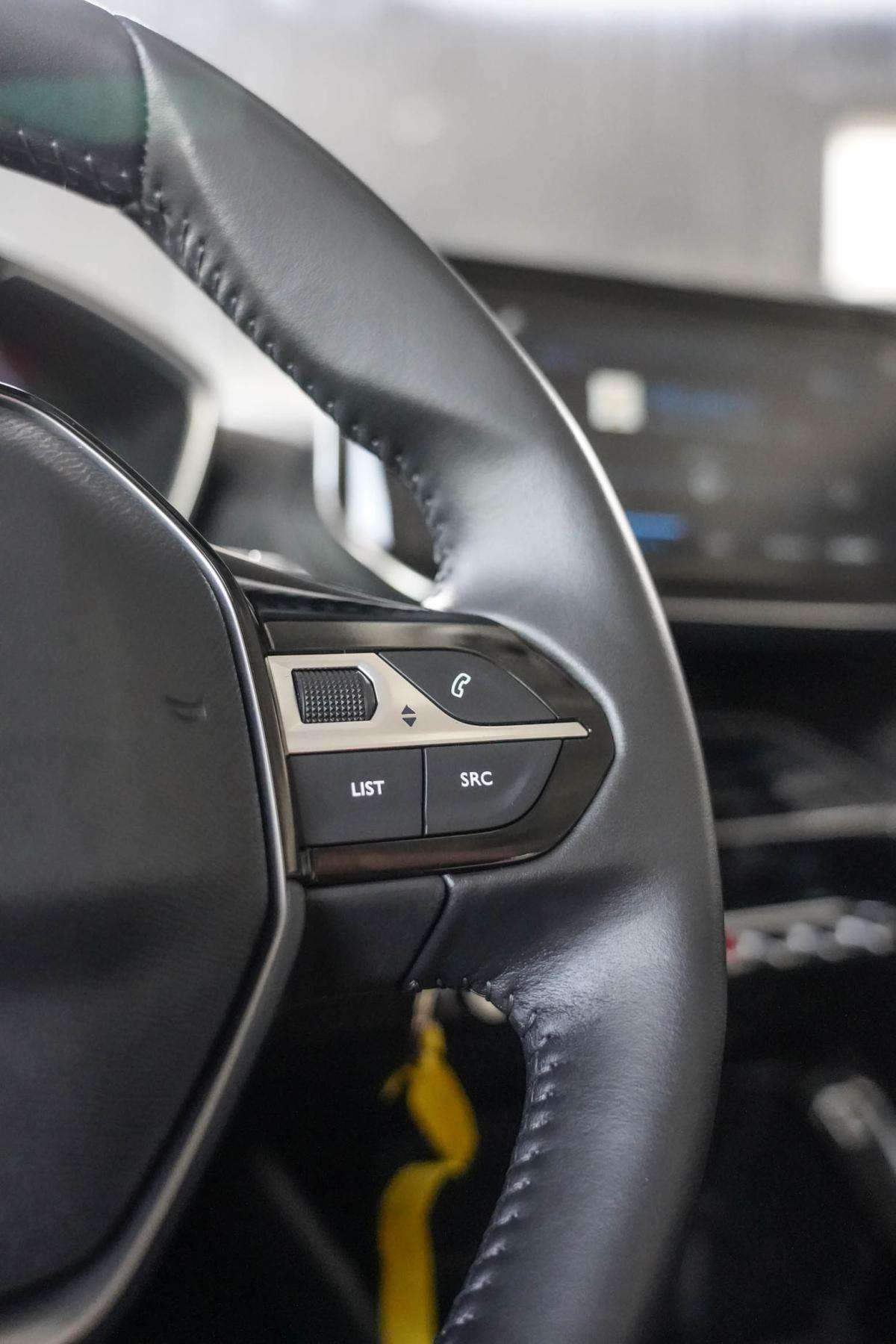peugeot-208-2025-gasolina-1199cc