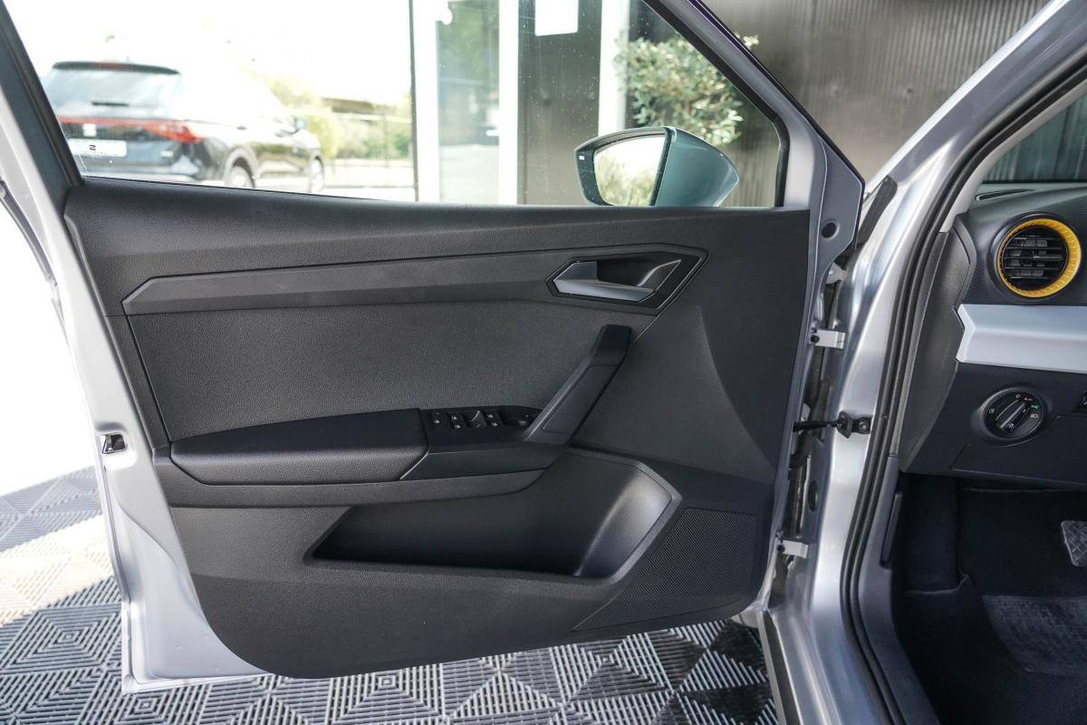 seat-arona-2024-gasolina-999cc